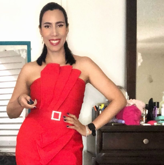 Meet the Posher - Picture 2 of 8